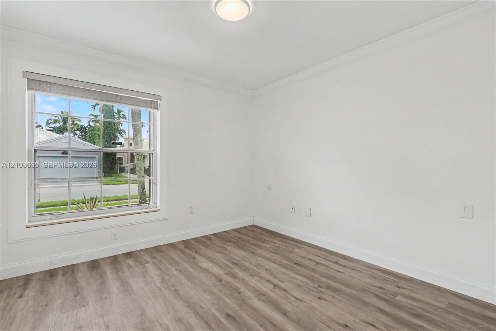 15251 Wilshire Way Property Photo 19