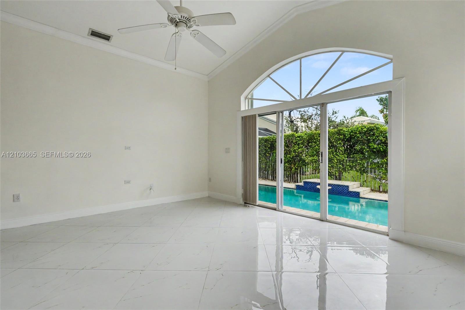 15251 Wilshire Way Property Photo 28