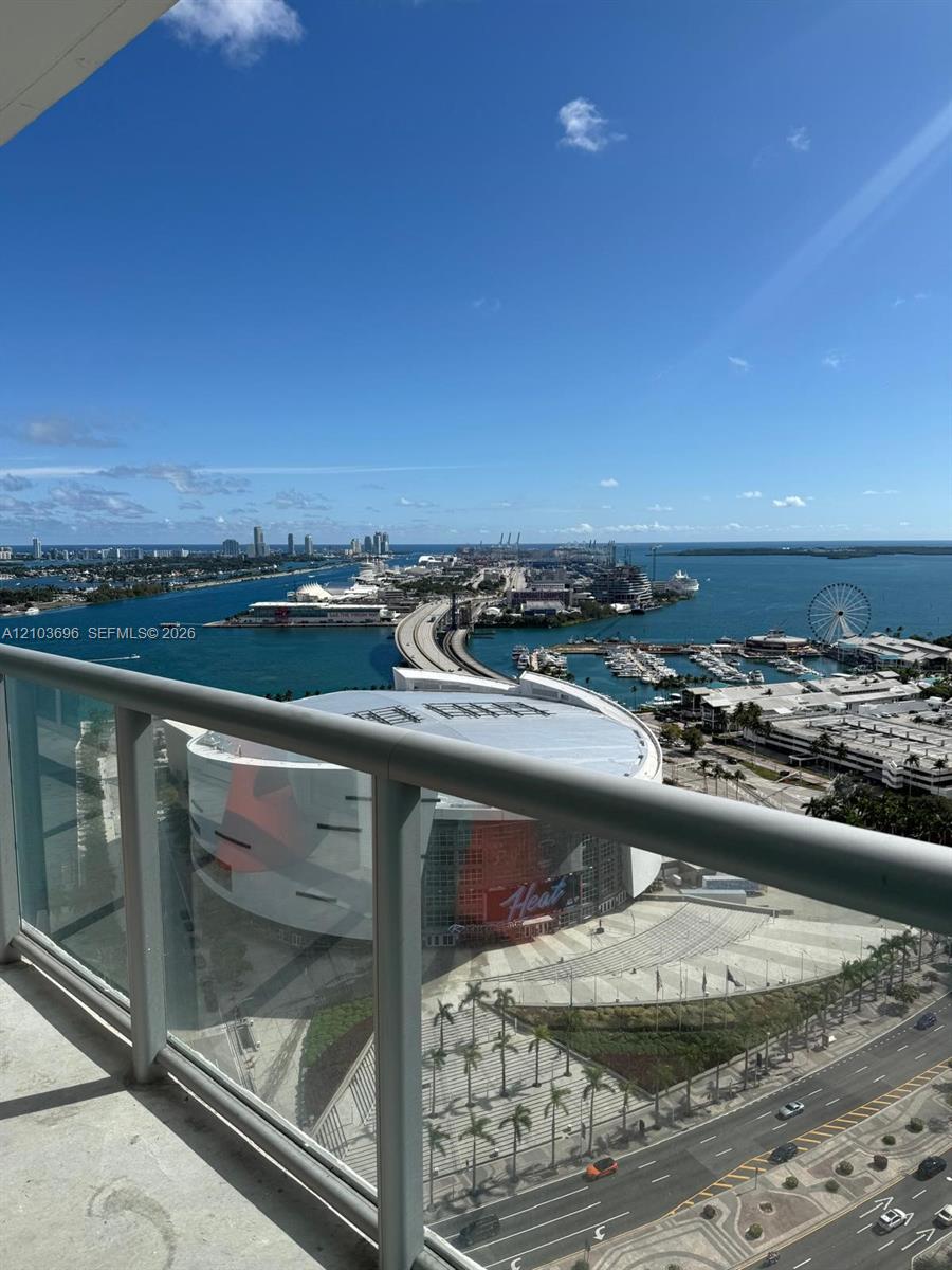 888 Biscayne Boulevard 3101 Property Photo 1
