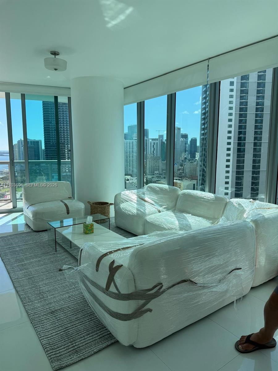 888 Biscayne Boulevard 3101 Property Photo 5