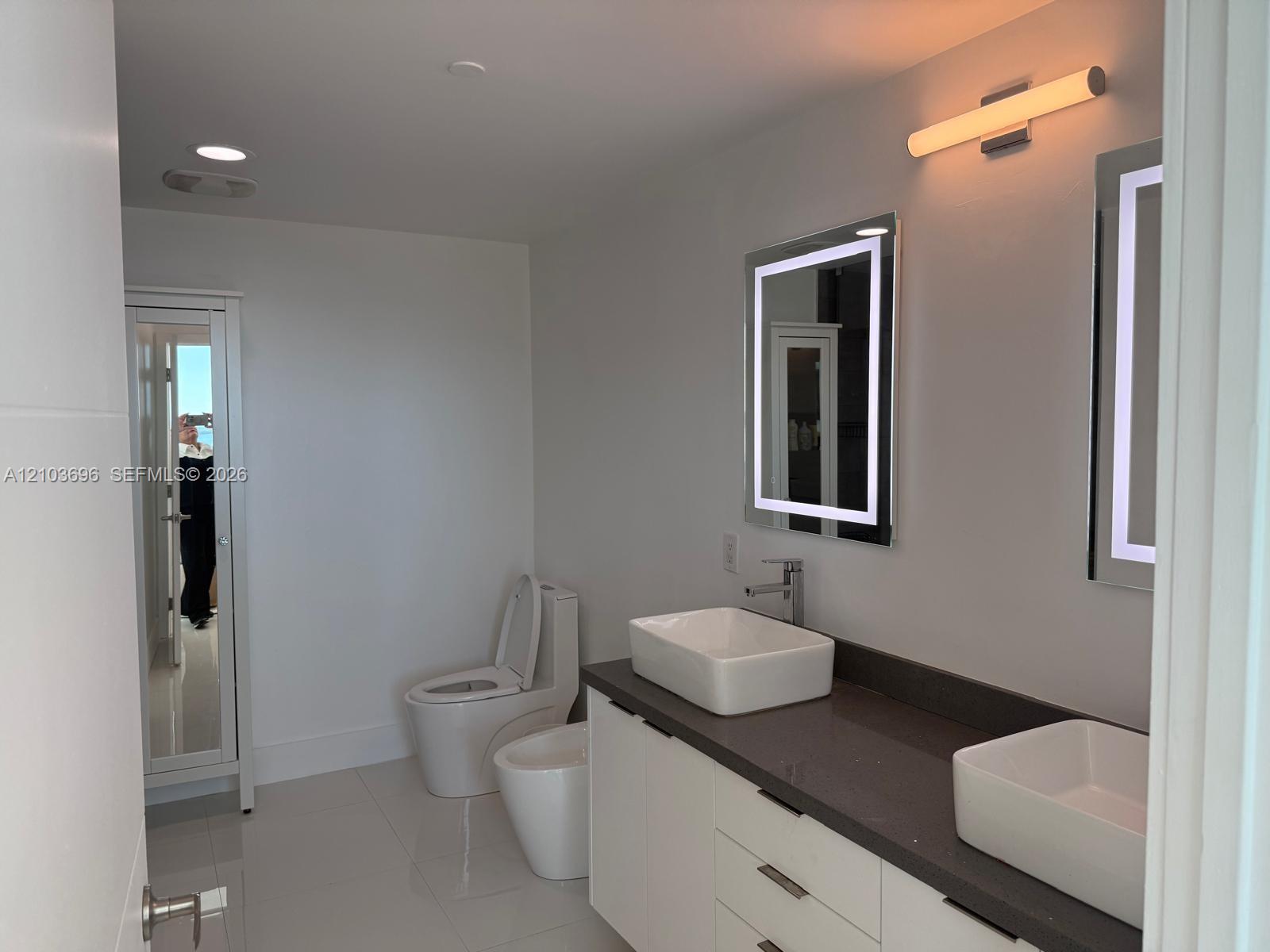 888 Biscayne Boulevard 3101 Property Photo 17