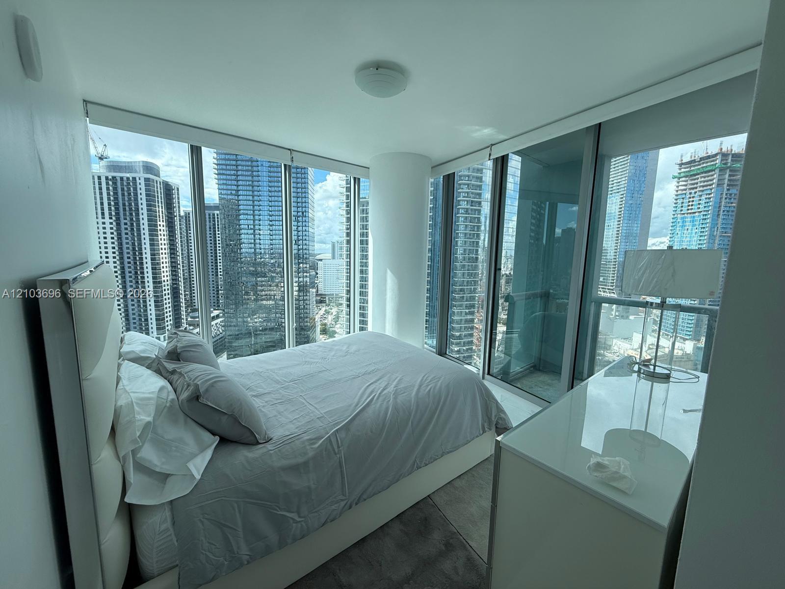 888 Biscayne Boulevard 3101 Property Photo 32