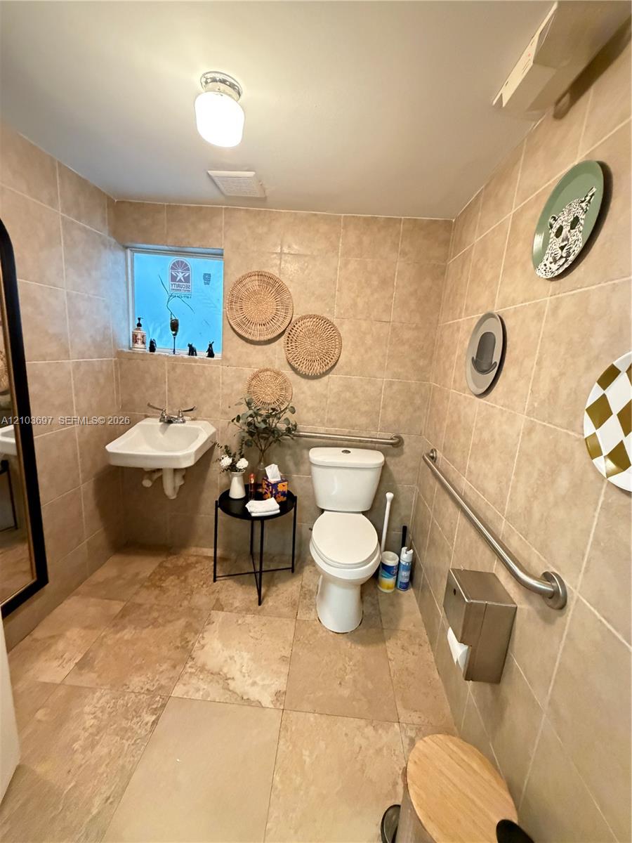2400 E Las Olas Boulevard Property Photo 31