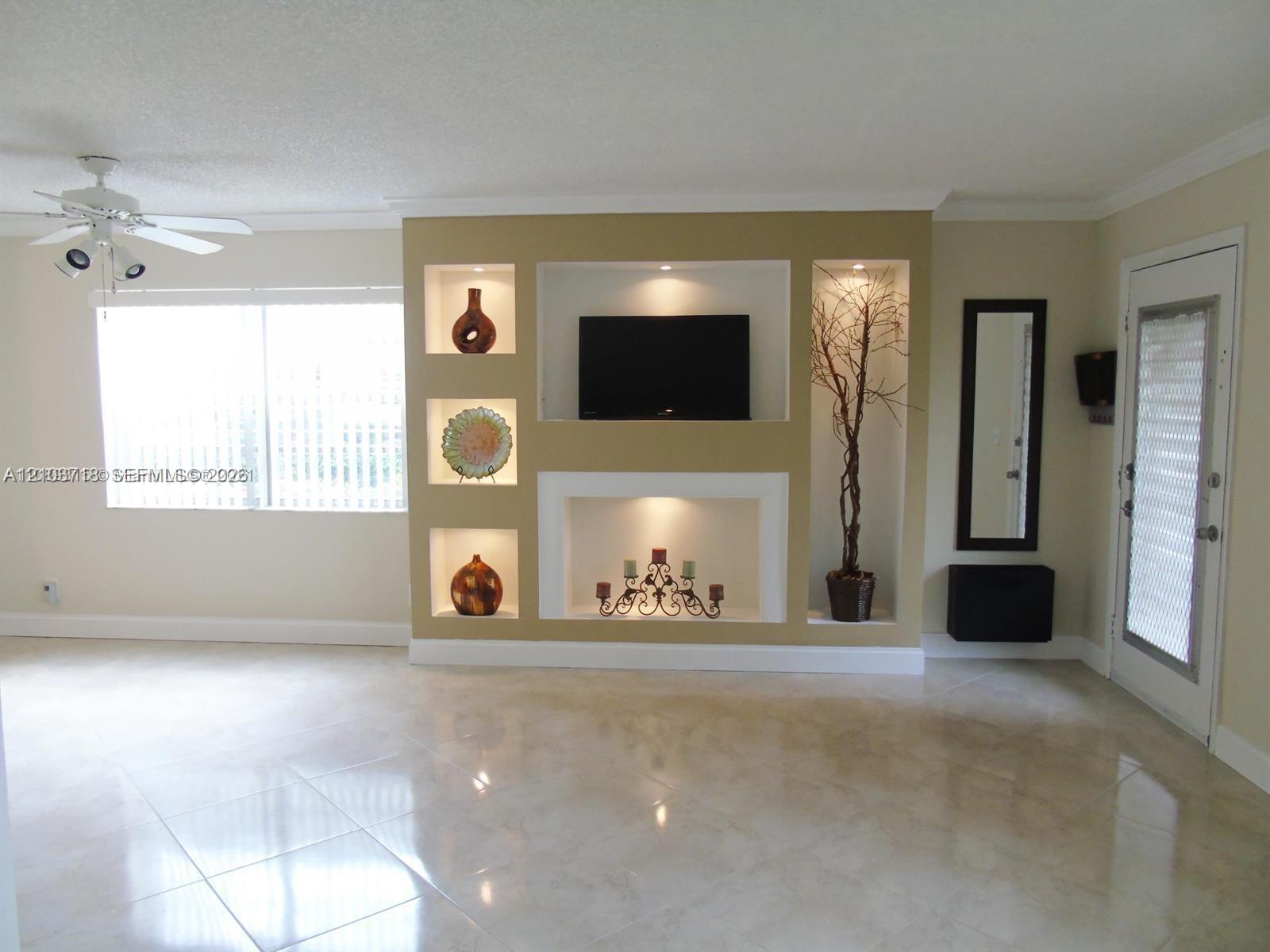 545 Normandy L 545 Property Photo 1