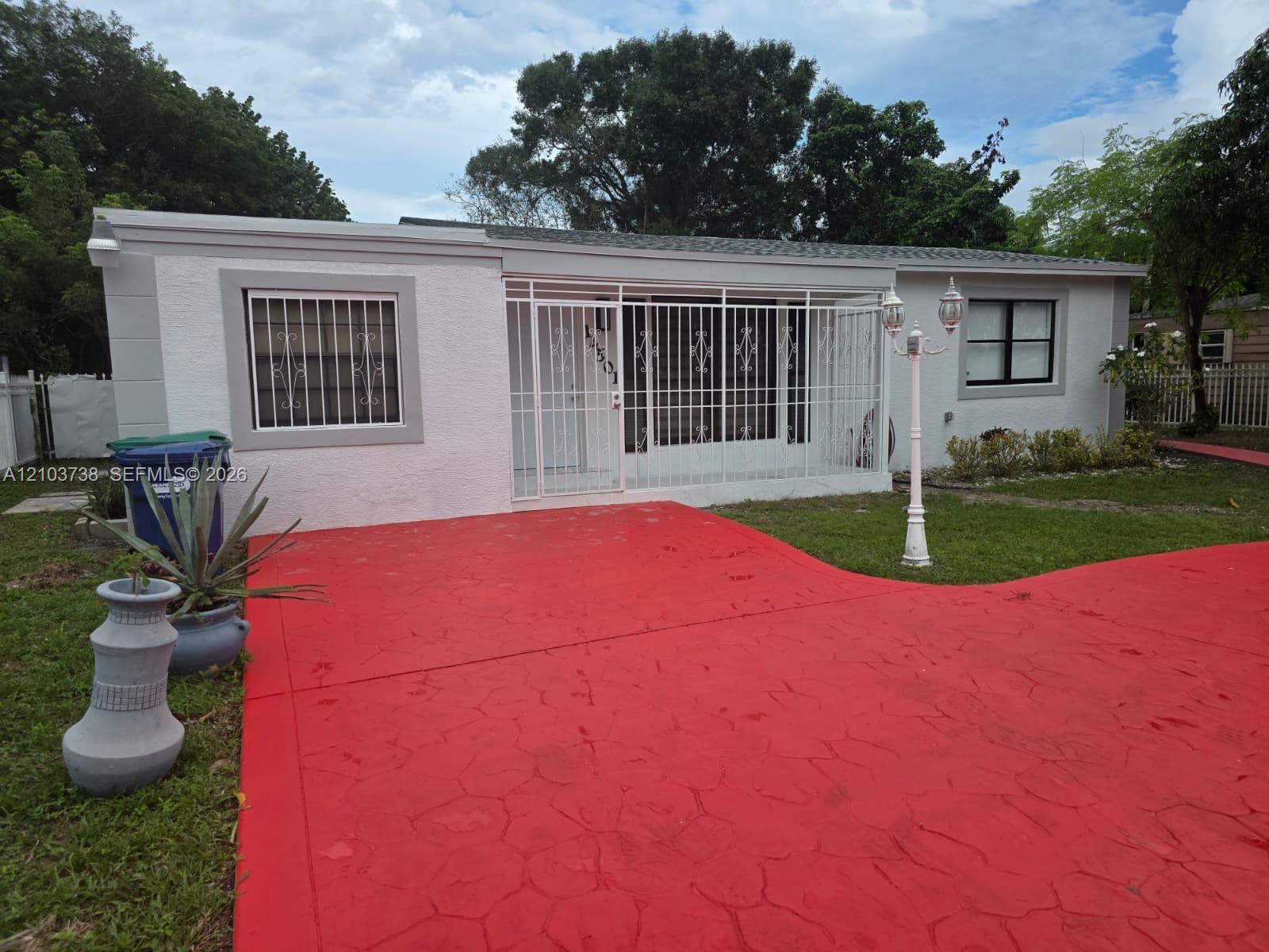 14501 Nw 12th Avenue Property Photo 1