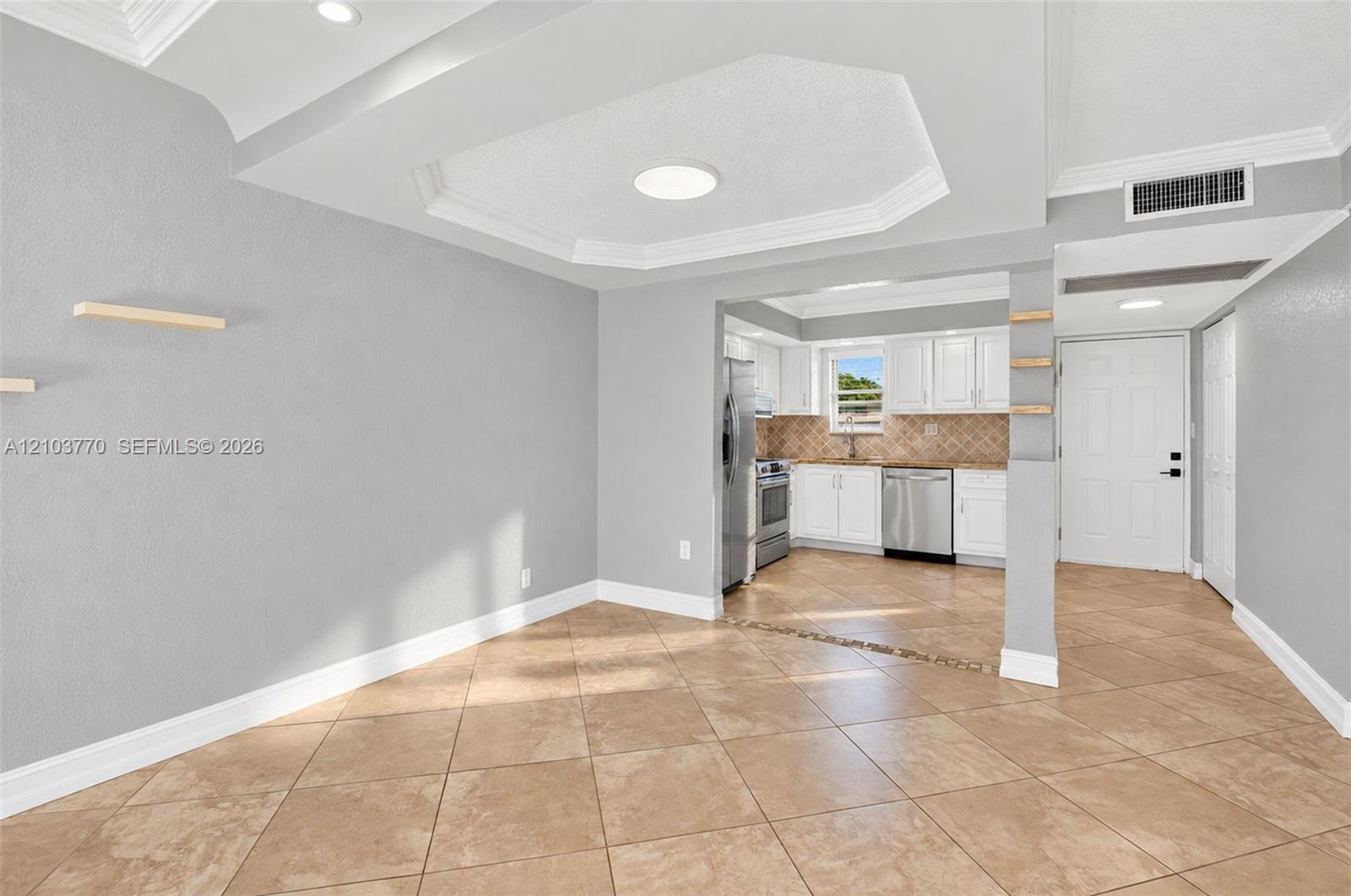 9440 Sw 8th Street 309 Property Photo 7
