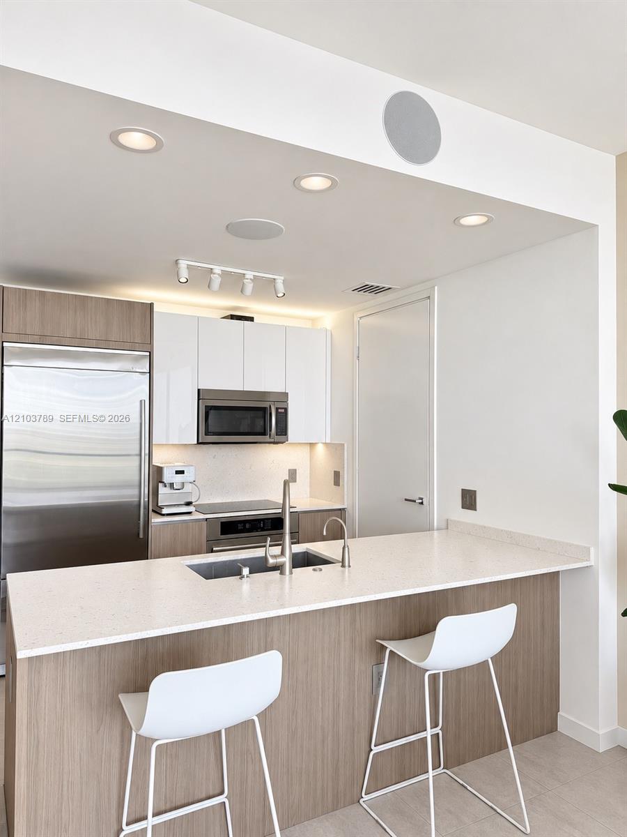 1300 Brickell Bay Drive 3805 Property Photo 15