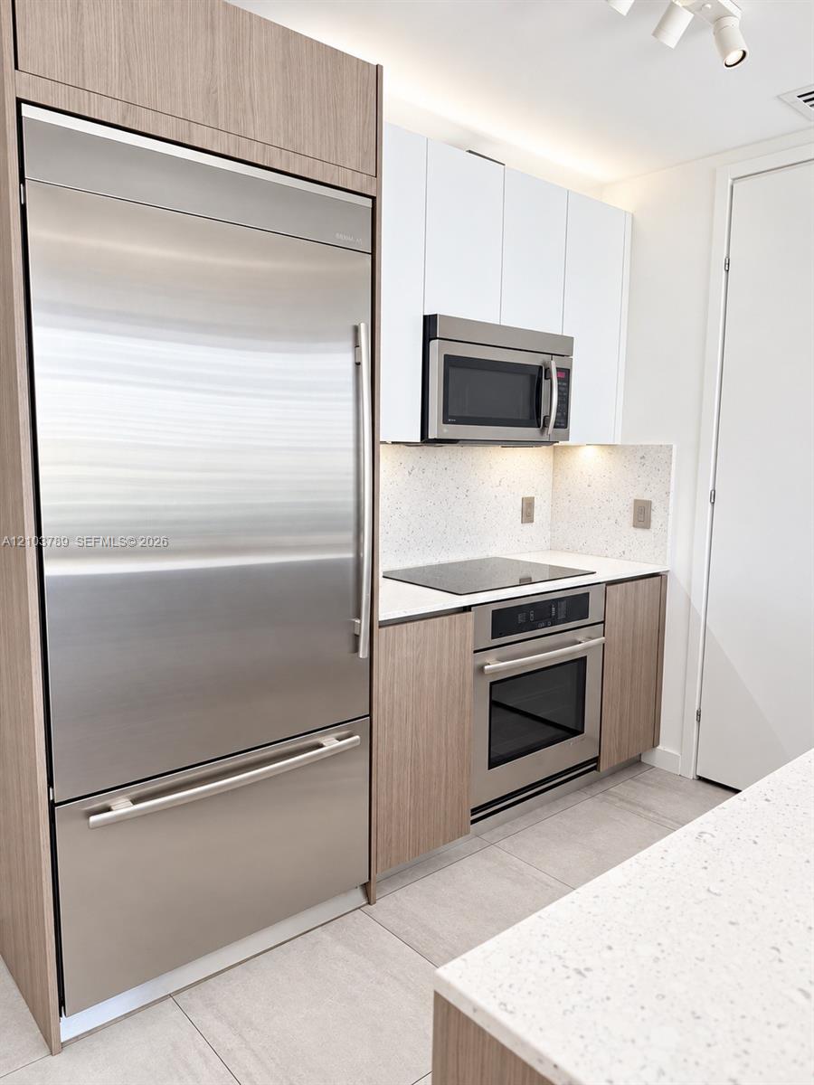 1300 Brickell Bay Drive 3805 Property Photo 18