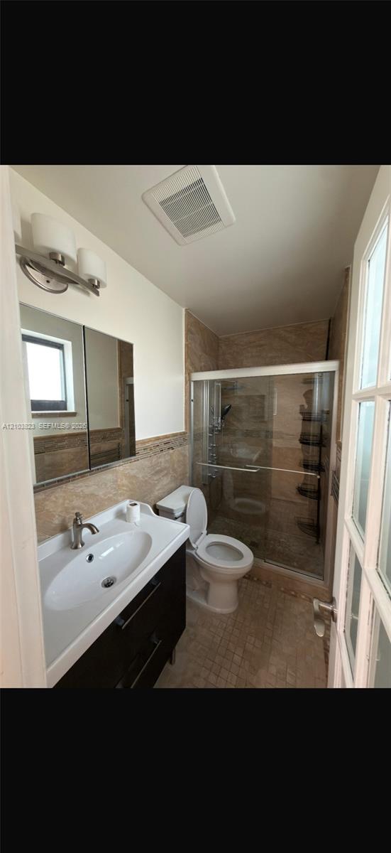 5209 Cleveland Street Property Photo 12