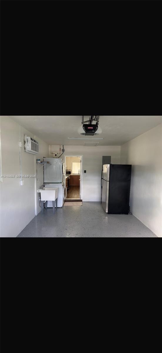 5209 Cleveland Street Property Photo 13