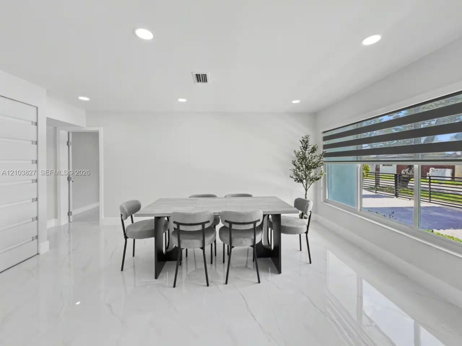 1530 Sw 24th Avenue Property Photo 11