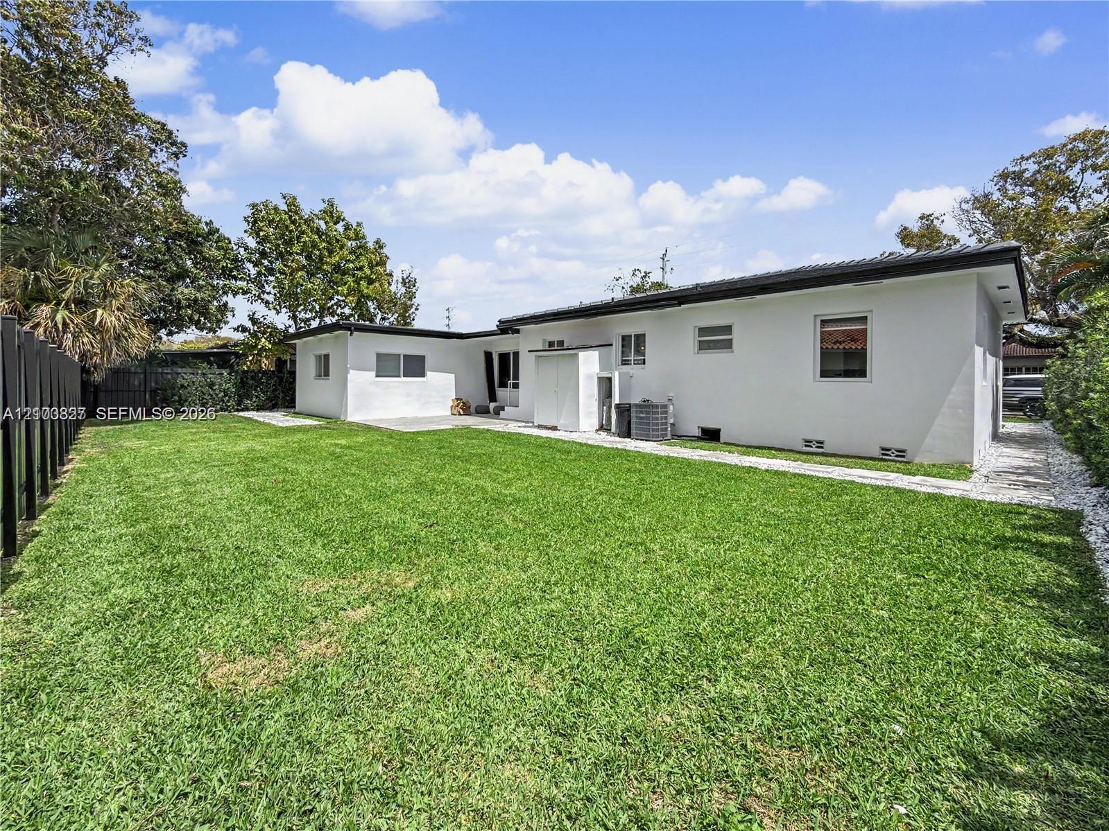 1530 Sw 24th Avenue Property Photo 26