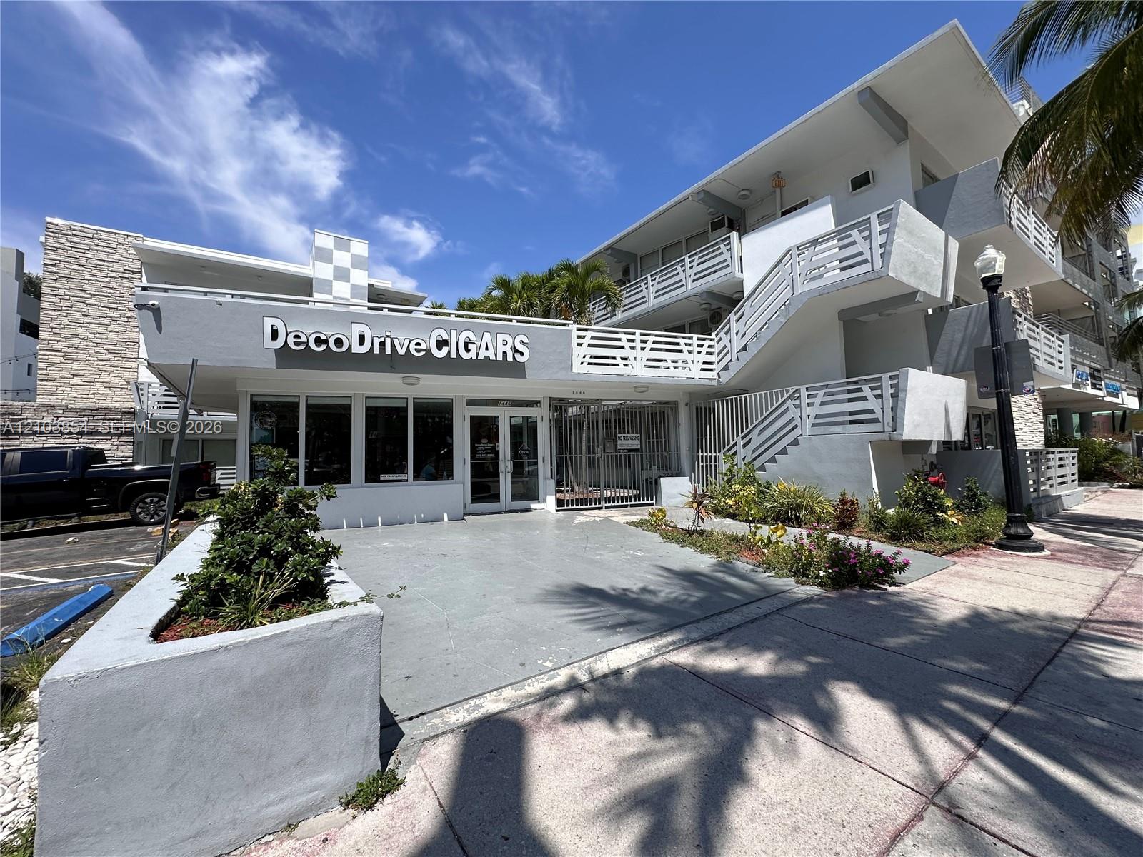 1446 Ocean Drive 28 Property Photo 22