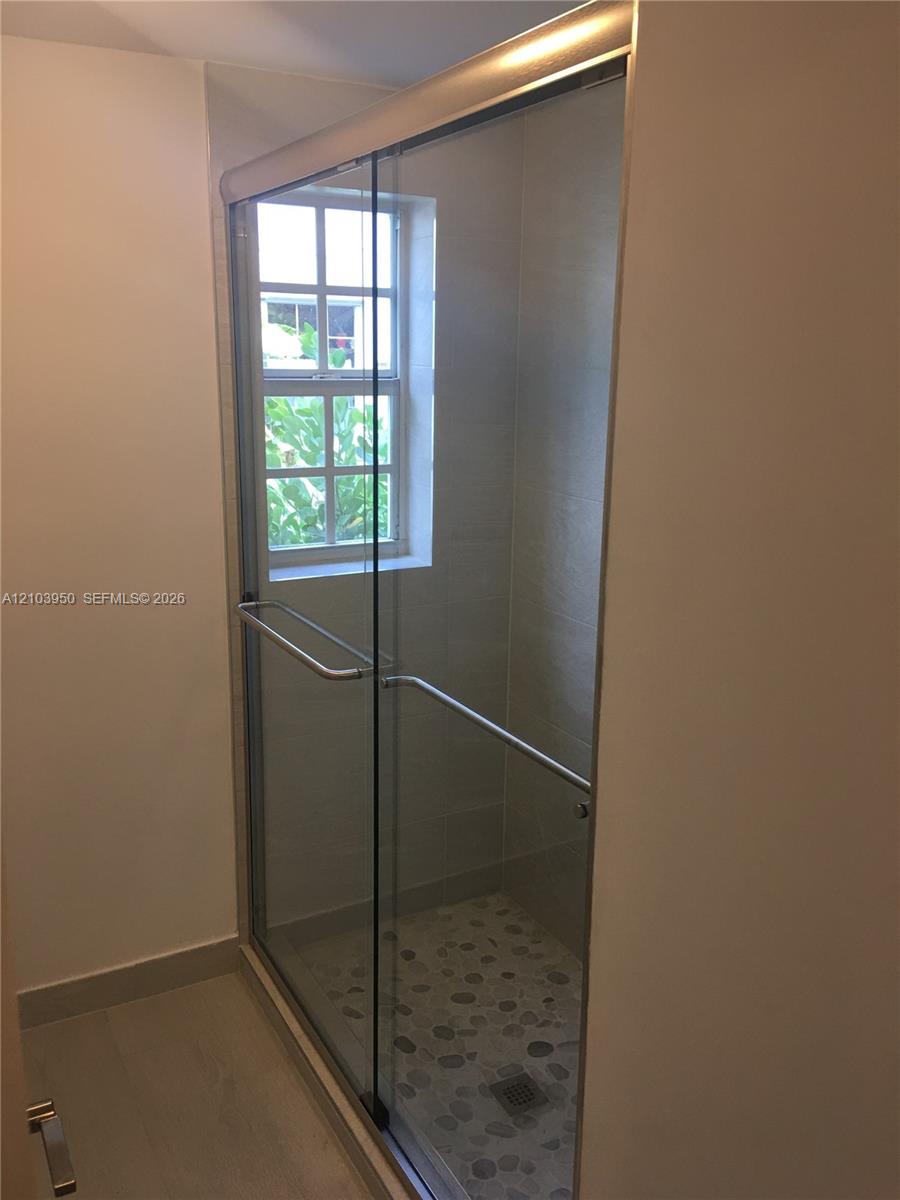 19 Sidonia Avenue 1 Property Photo 7