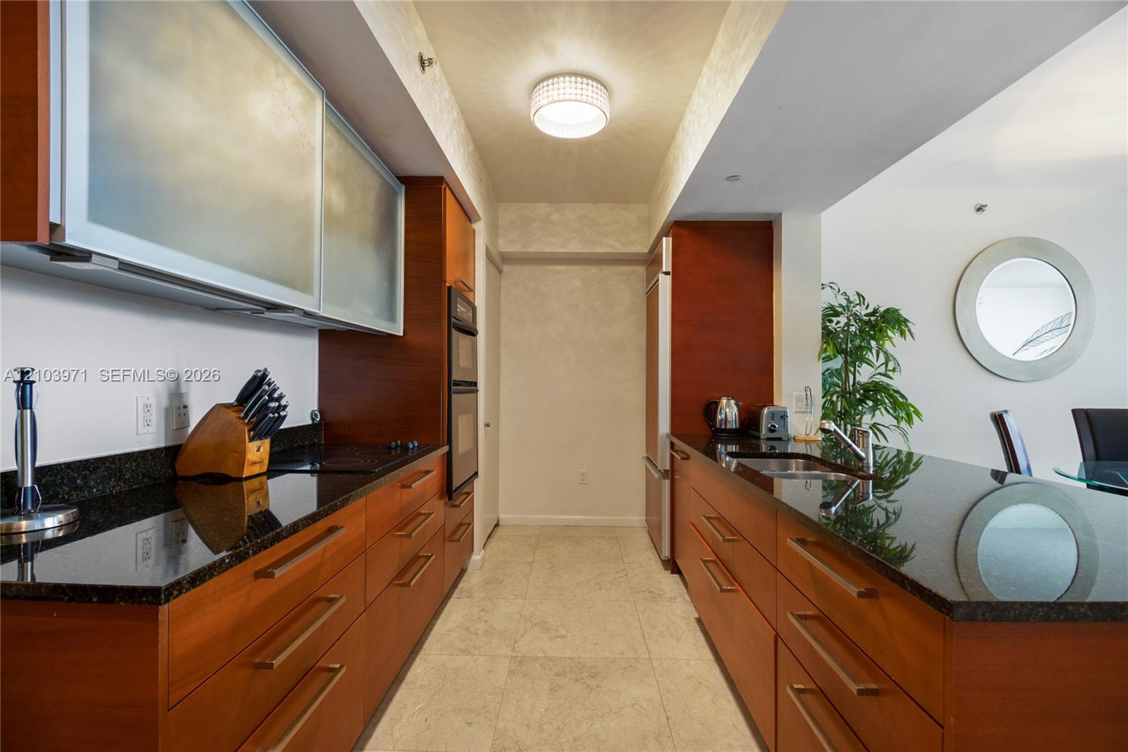 1830 S Ocean Drive 2104 Property Photo 8