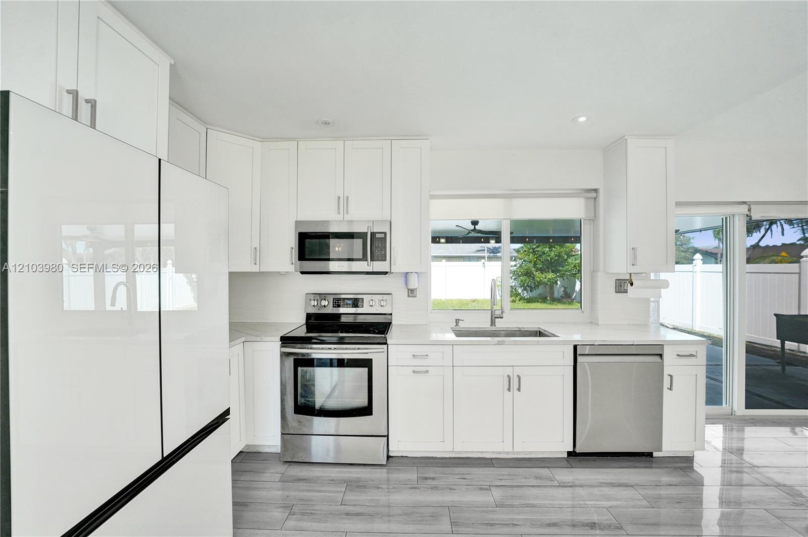 5505 Sw 9th Street Property Photo 9