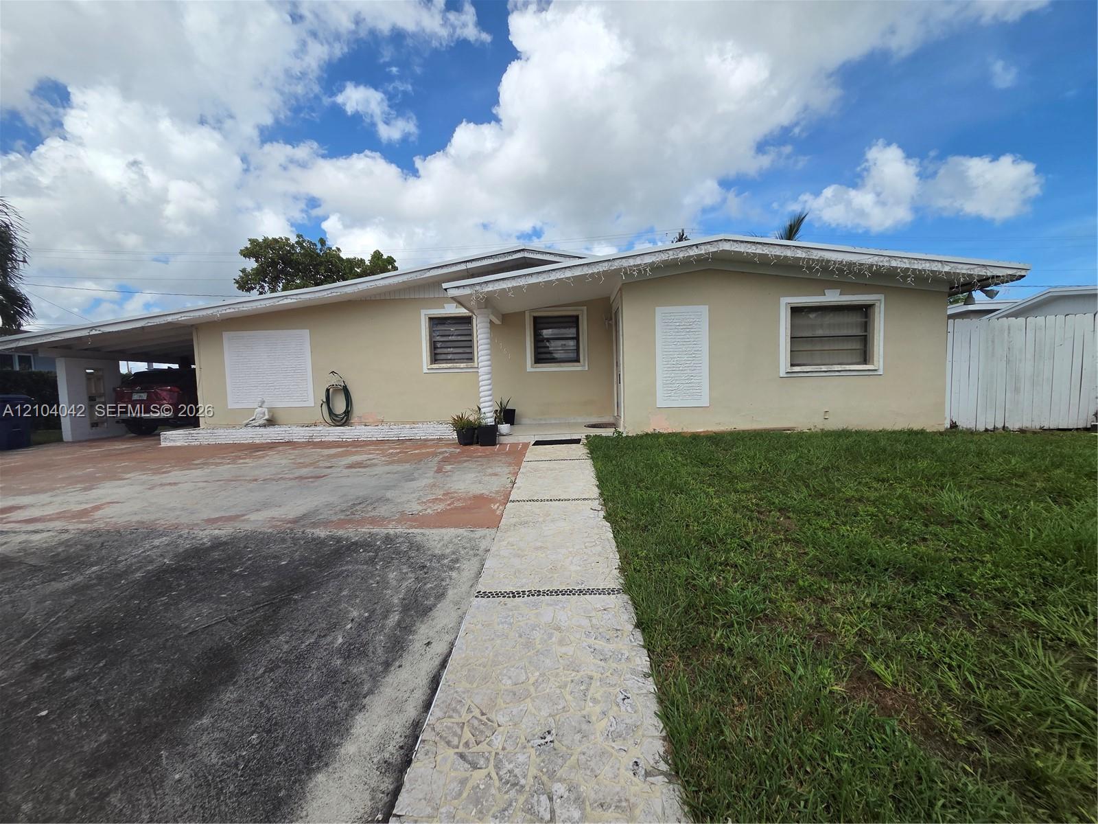 11761 Sw 173rd Street Property Photo 1