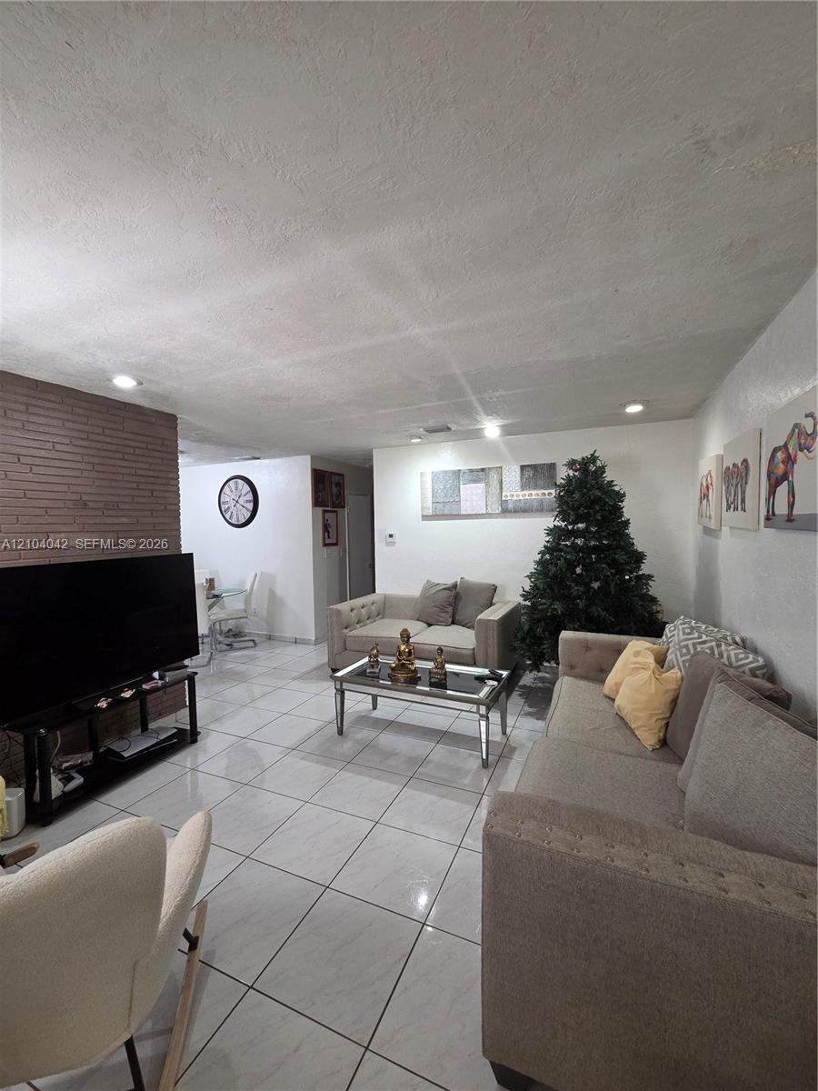 11761 Sw 173rd Street Property Photo 5