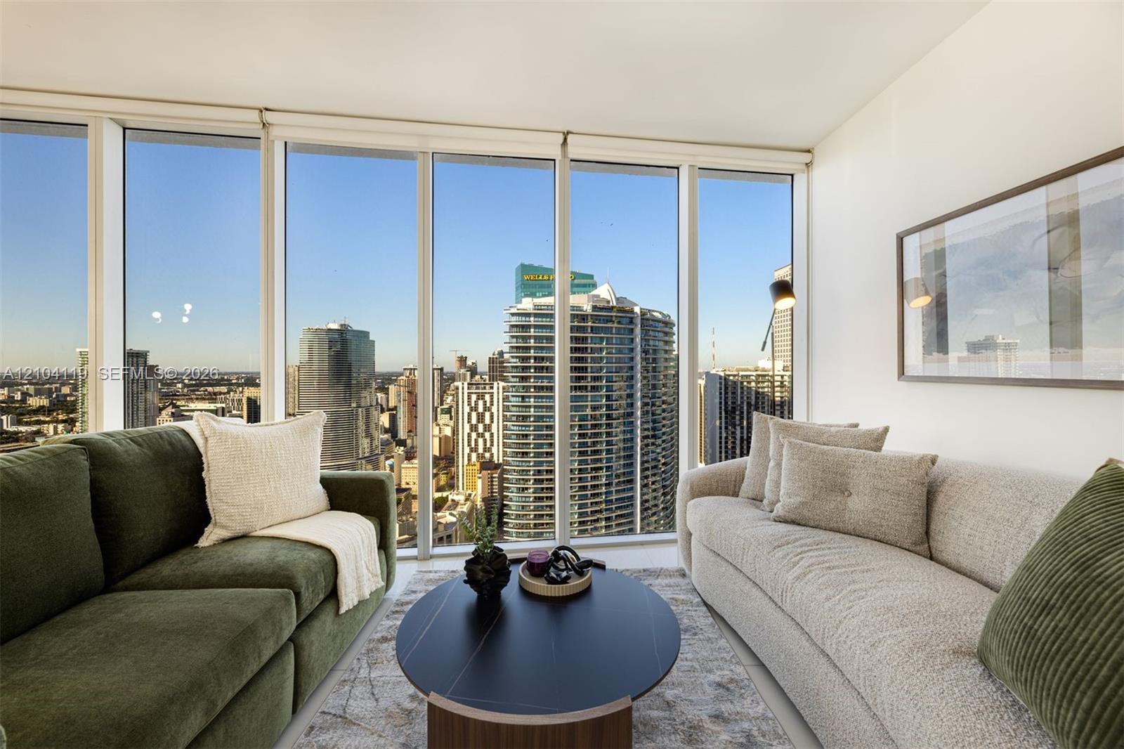 485 Brickell Avenue 4804 Property Photo 4