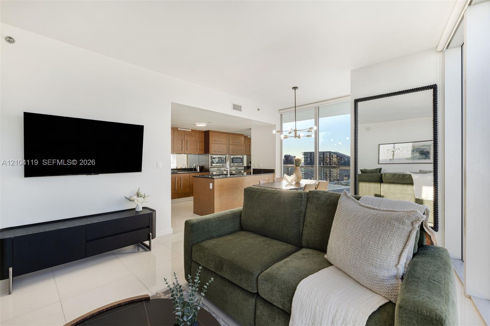 485 Brickell Avenue 4804 Property Photo 7