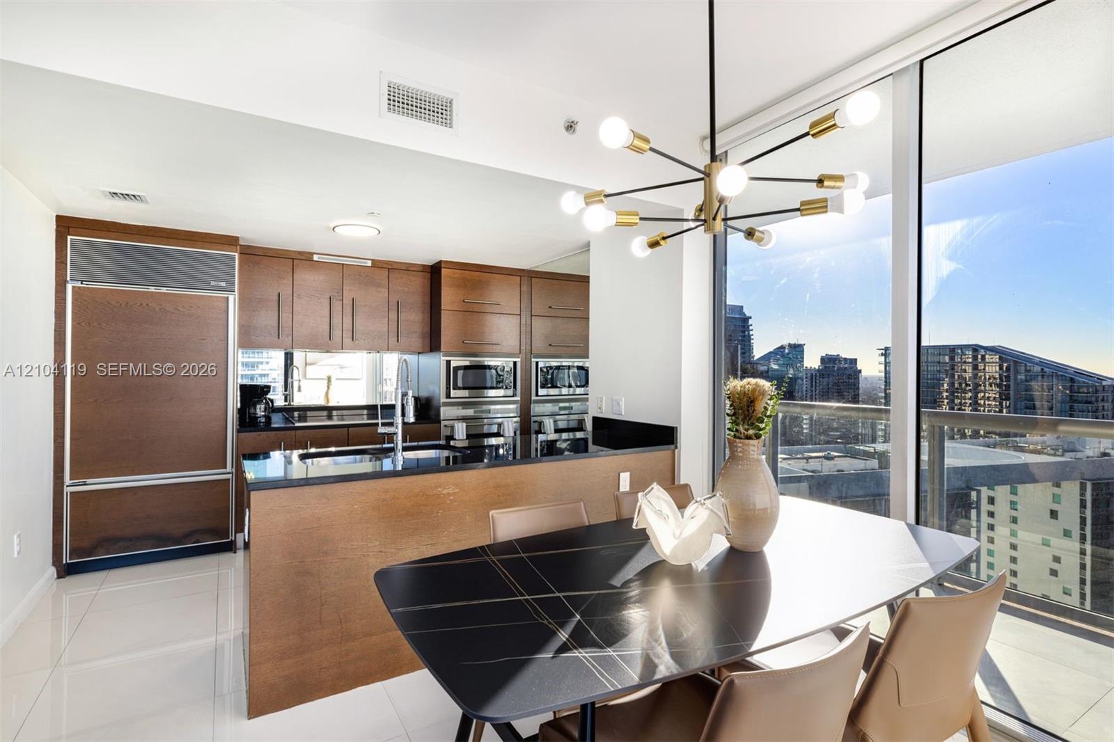 485 Brickell Avenue 4804 Property Photo 16