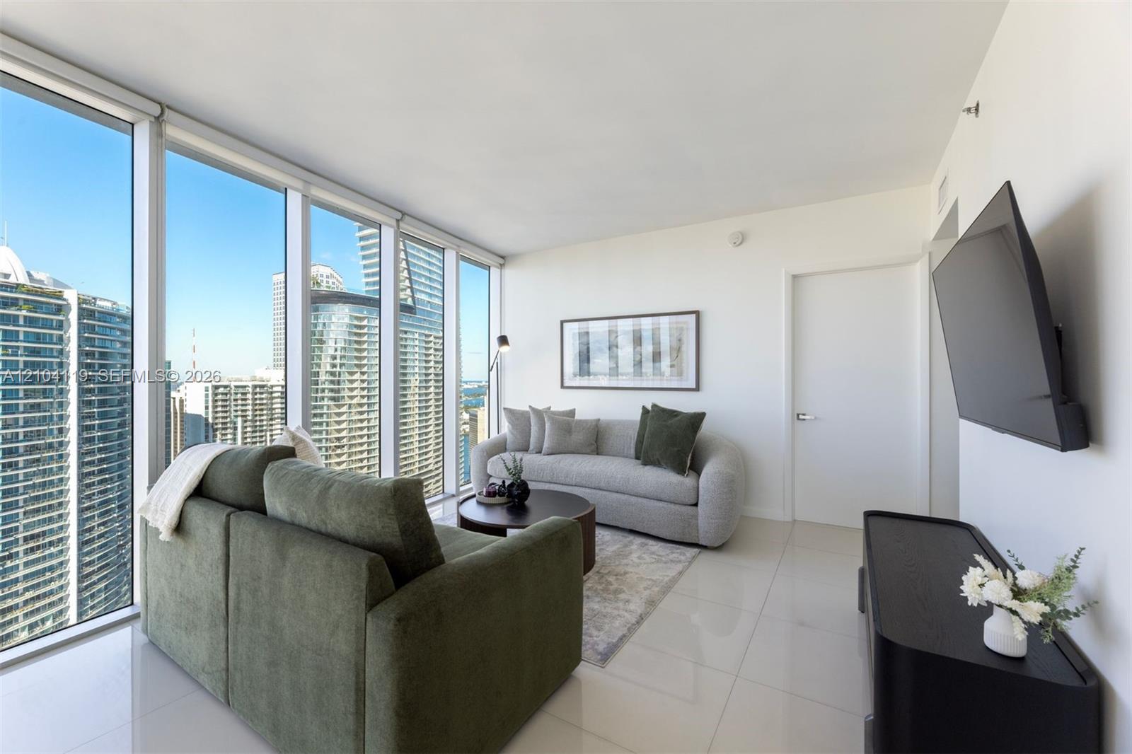 485 Brickell Avenue 4804 Property Photo 34