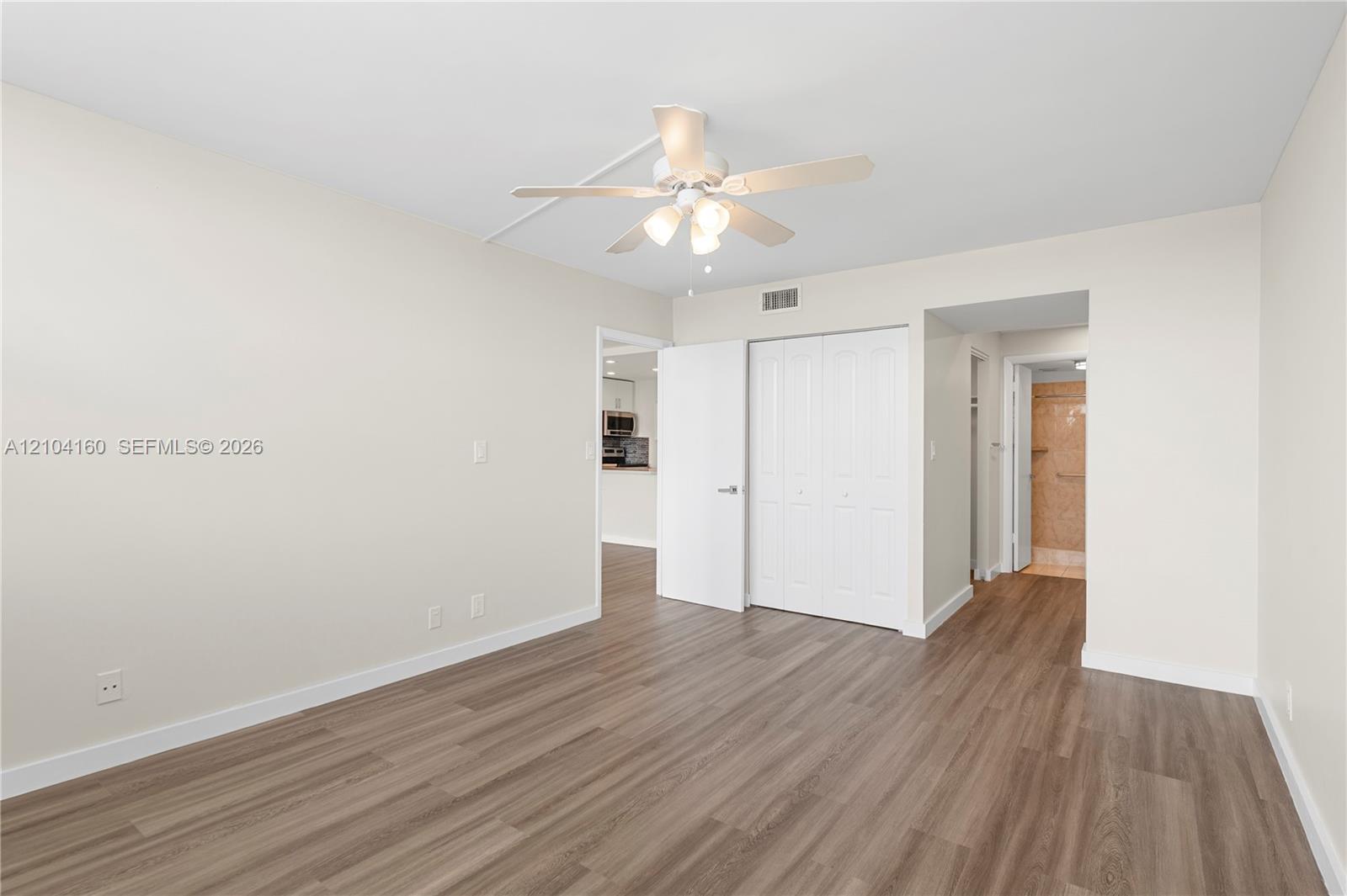 16710 Ne 9th Avenue 608 Property Photo 11
