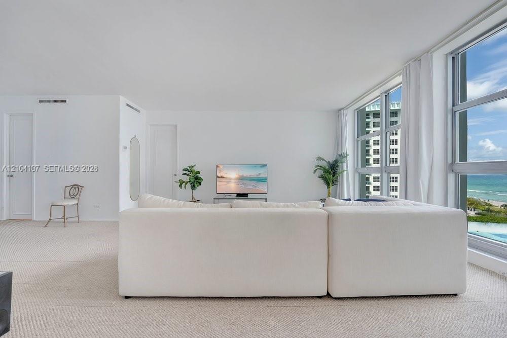 5055 Collins Avenue 8n Property Photo 11