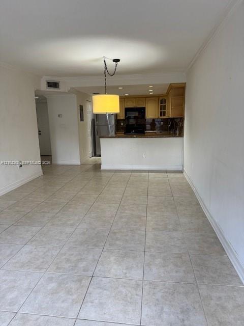 A12104206 Property Photo 2