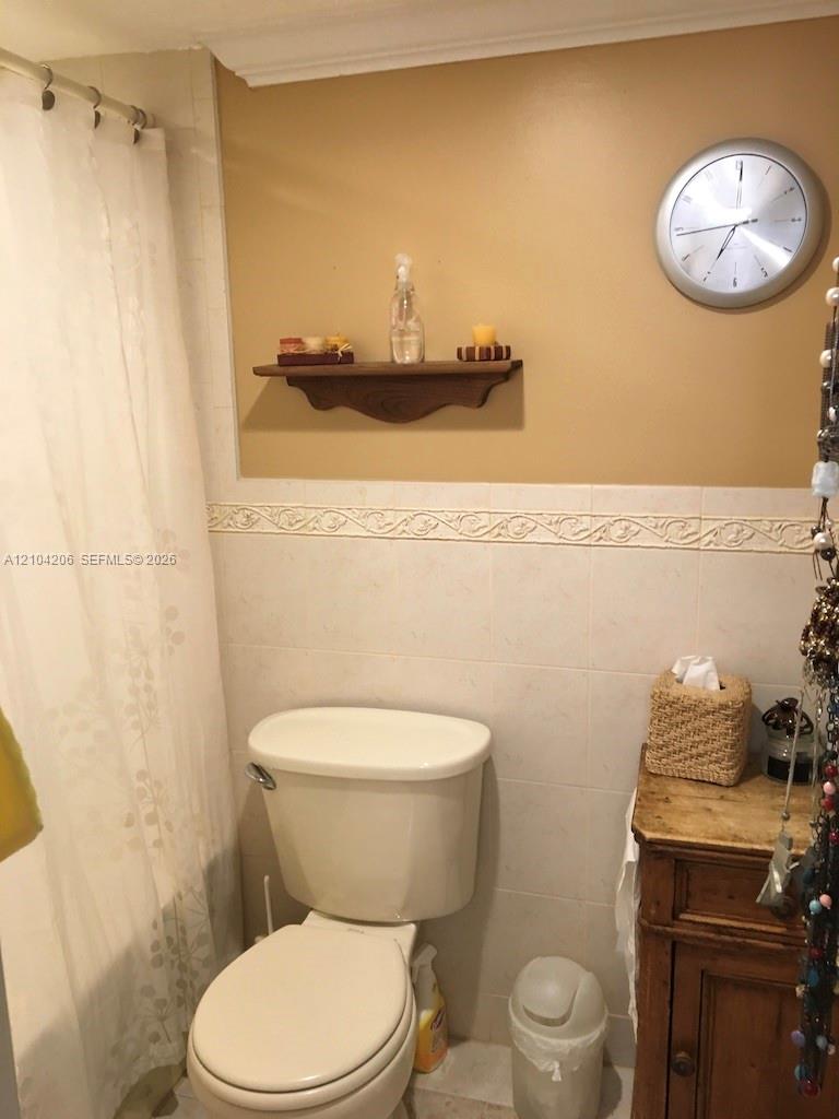 A12104206 Property Photo 10