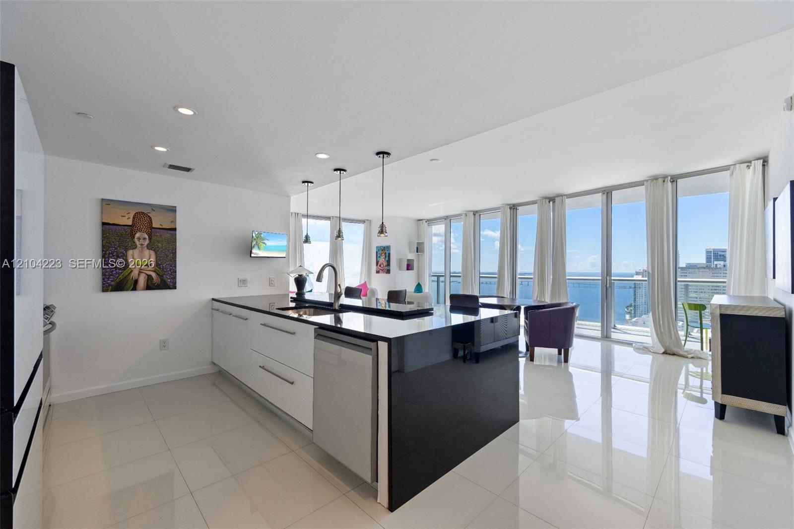 495 Brickell Avenue 3401 Property Photo 6