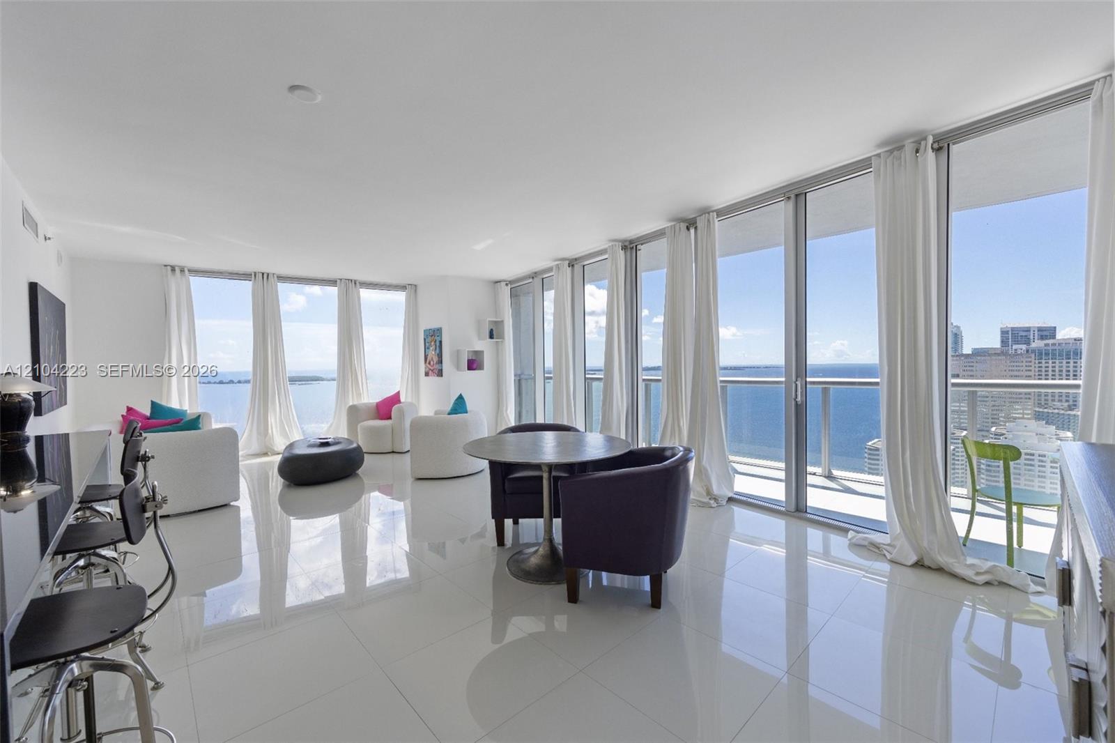495 Brickell Avenue 3401 Property Photo 7