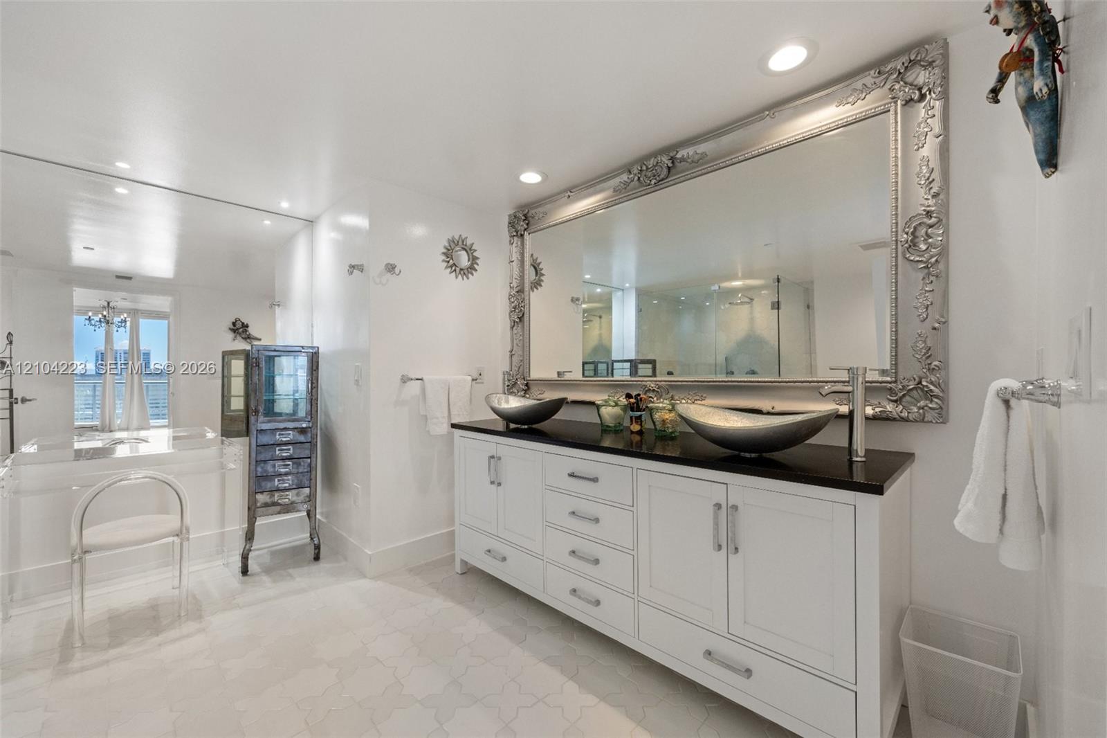 495 Brickell Avenue 3401 Property Photo 15