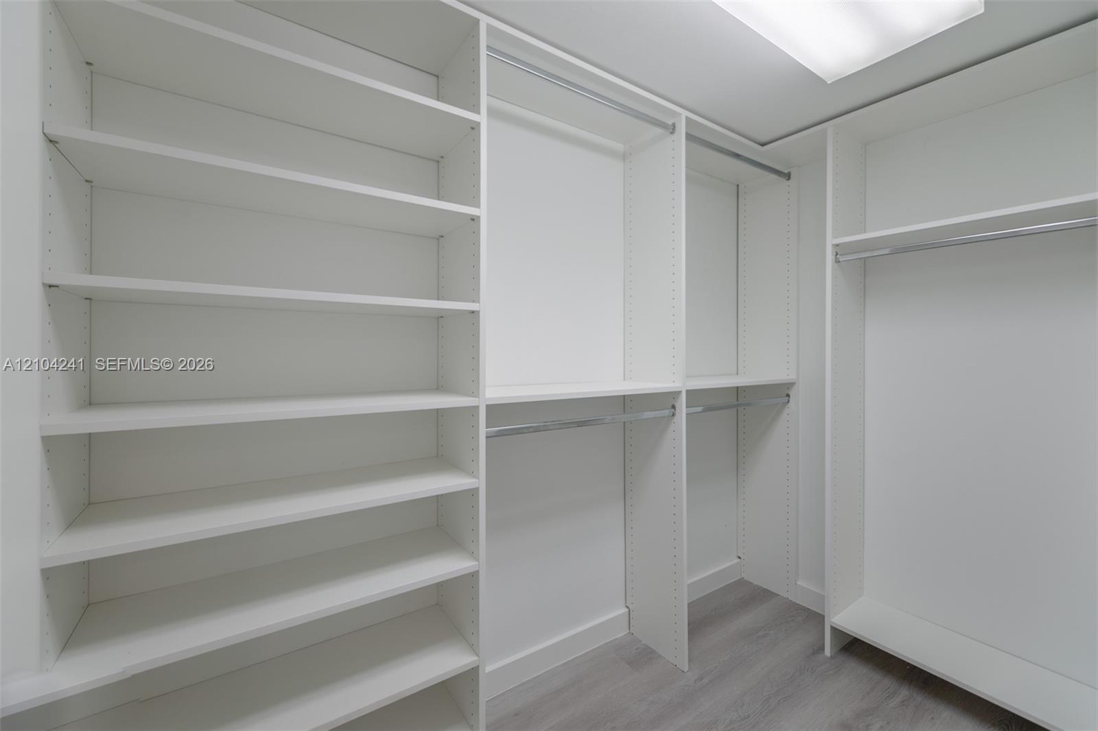 1121 Crandon Boulevard D1206 Property Photo 17