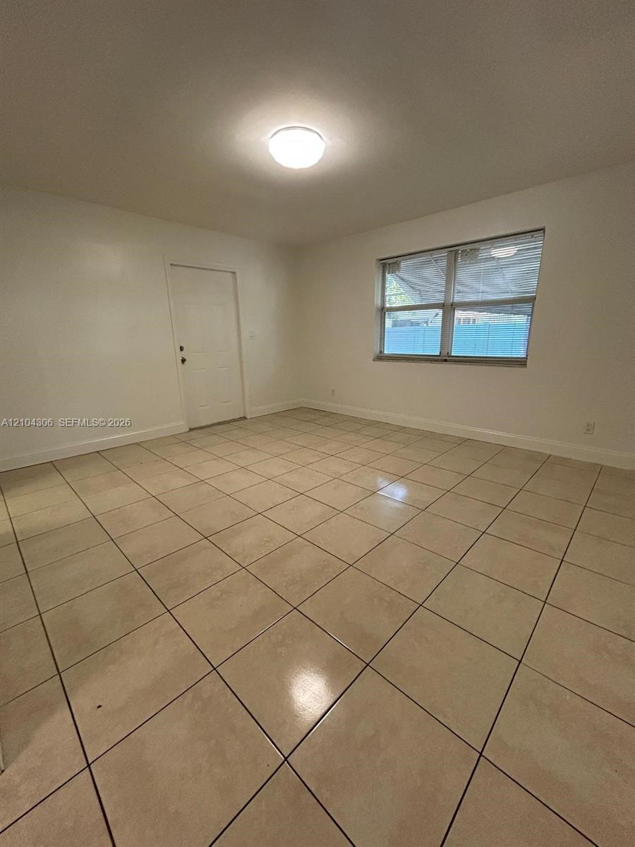 1710 Roosevelt Street 1a Property Photo 4