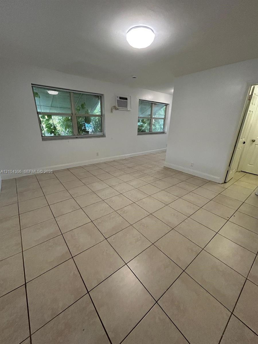 1710 Roosevelt Street 1a Property Photo 7