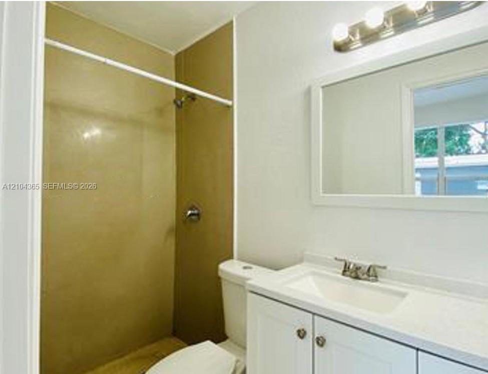2996 Nw 93rd Street B Property Photo 3