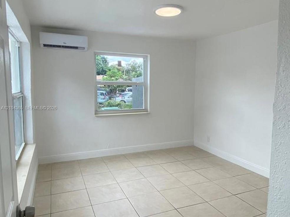 2996 Nw 93rd Street B Property Photo 4