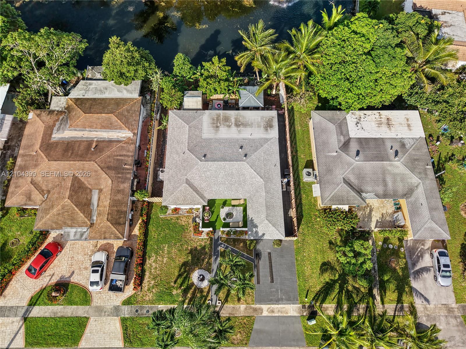 A12104399 Property Photo 4