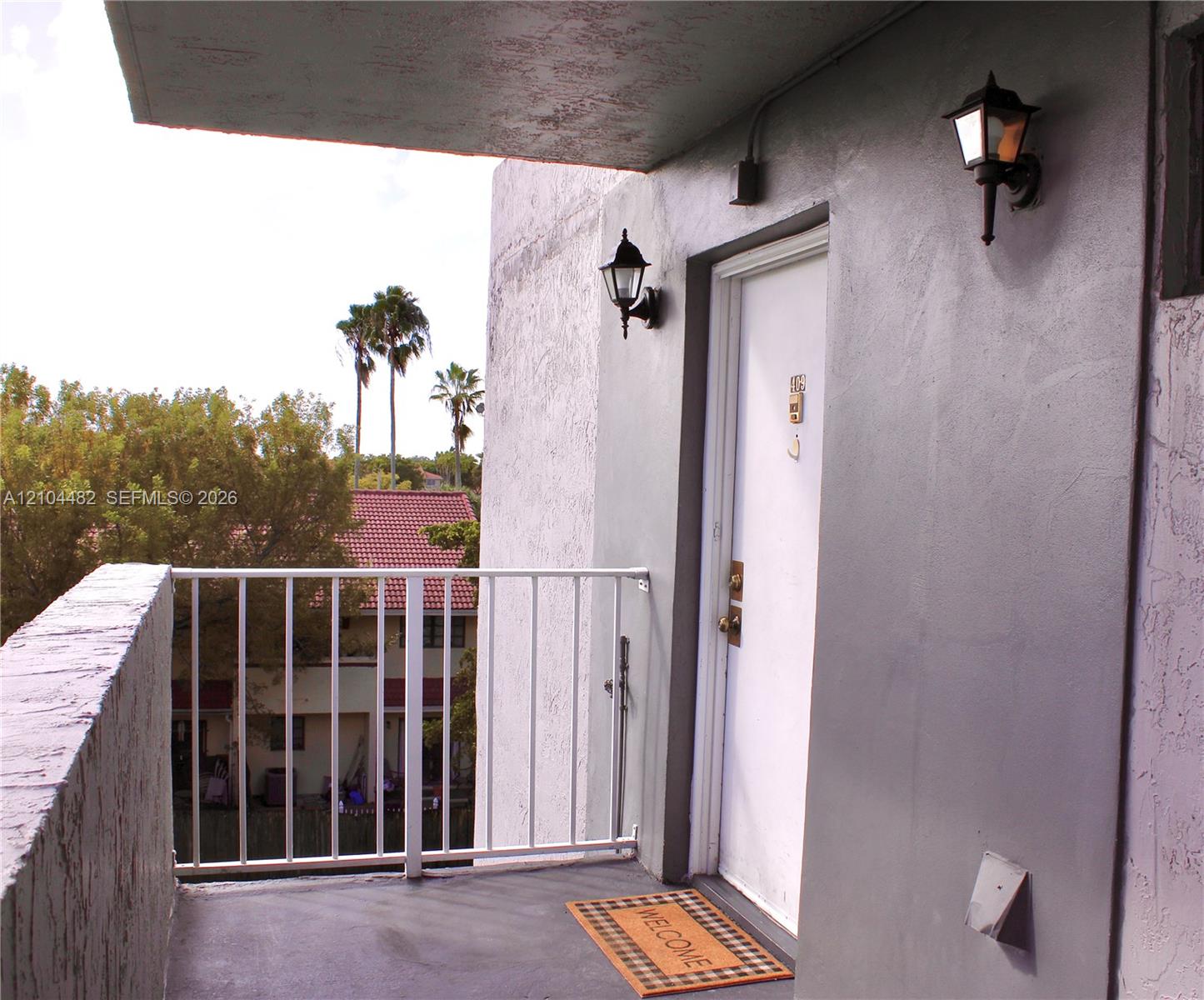18000 Nw 68th Avenue 409a Property Photo 1