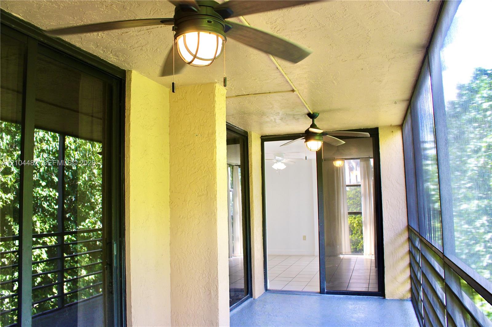 18000 Nw 68th Avenue 409a Property Photo 18