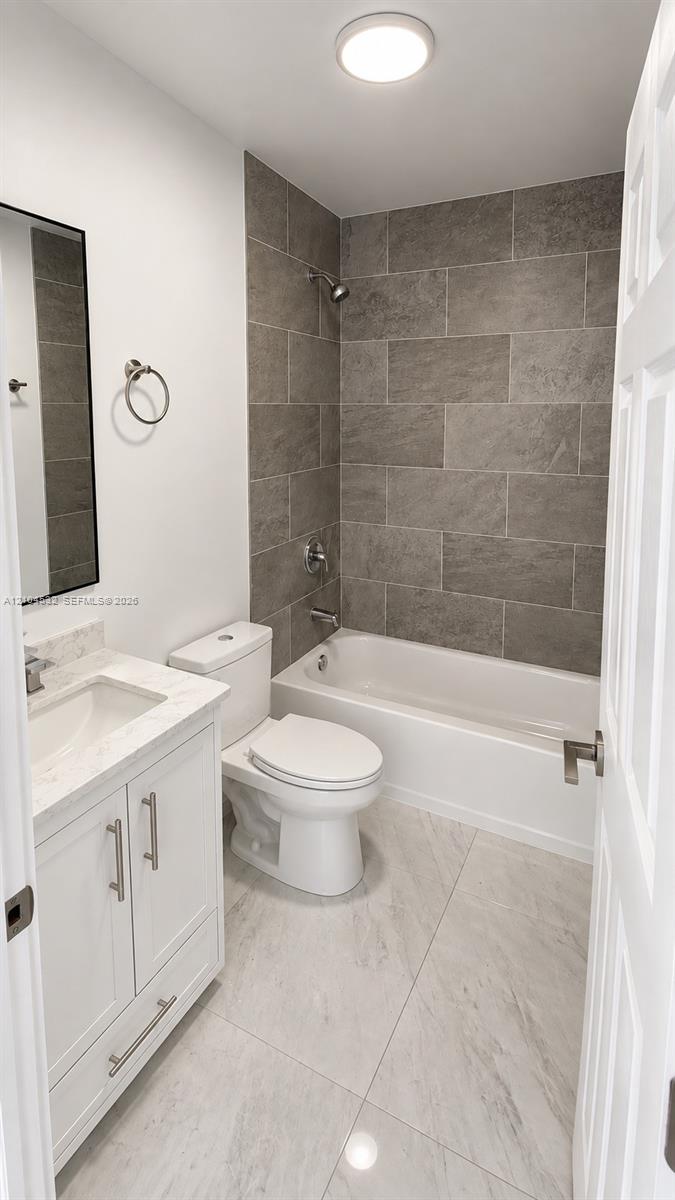 7001 W 35th Avenue Property Photo 9