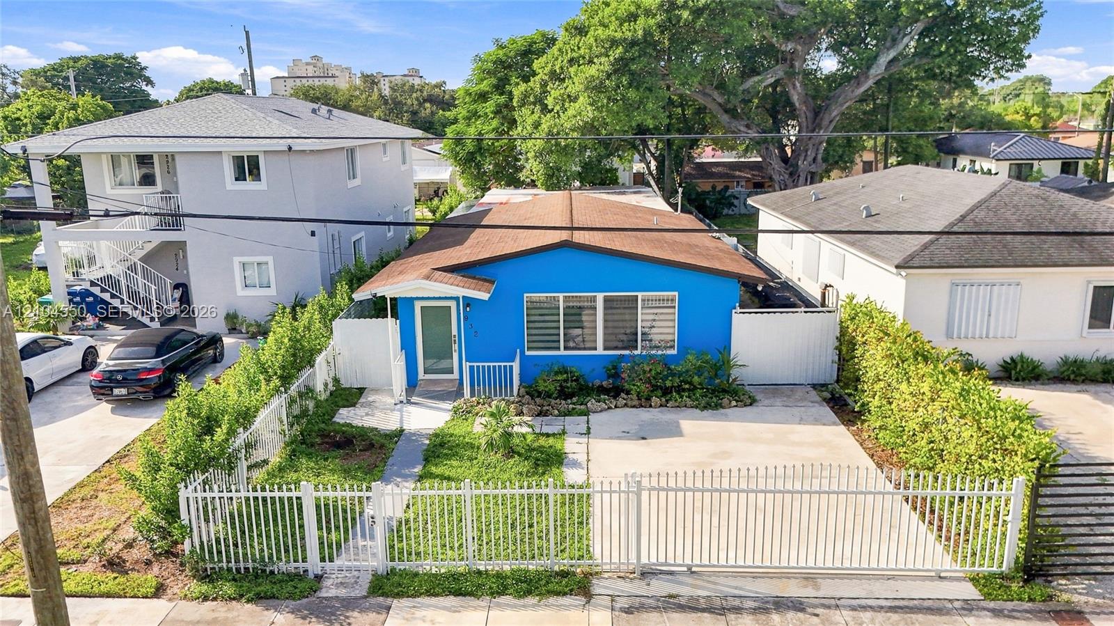 2932 Nw 58th Street Property Photo 3