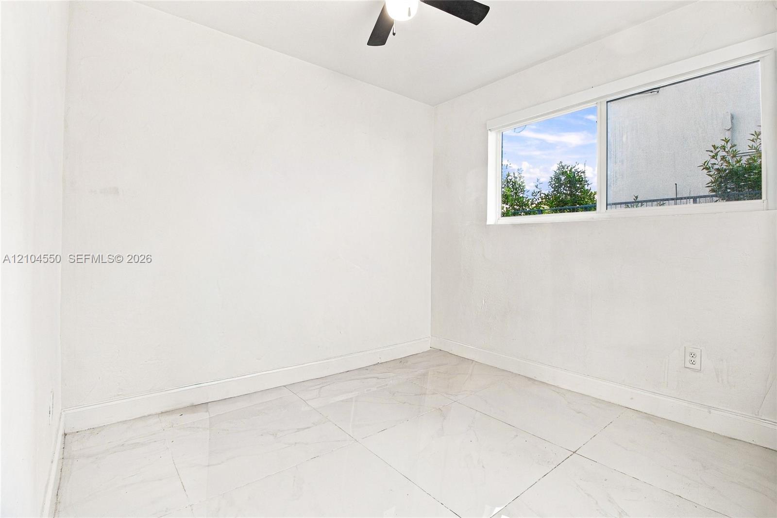 2932 Nw 58th Street Property Photo 24