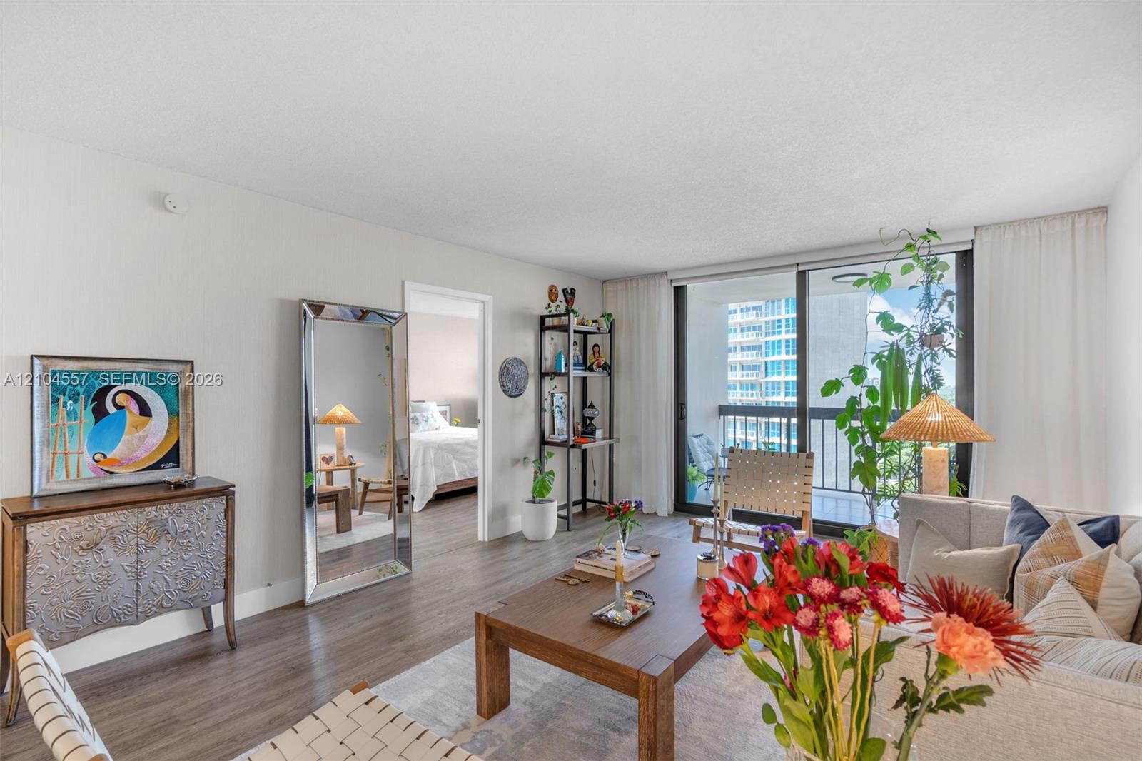 2333 Brickell Avenue 1808 Property Photo 6