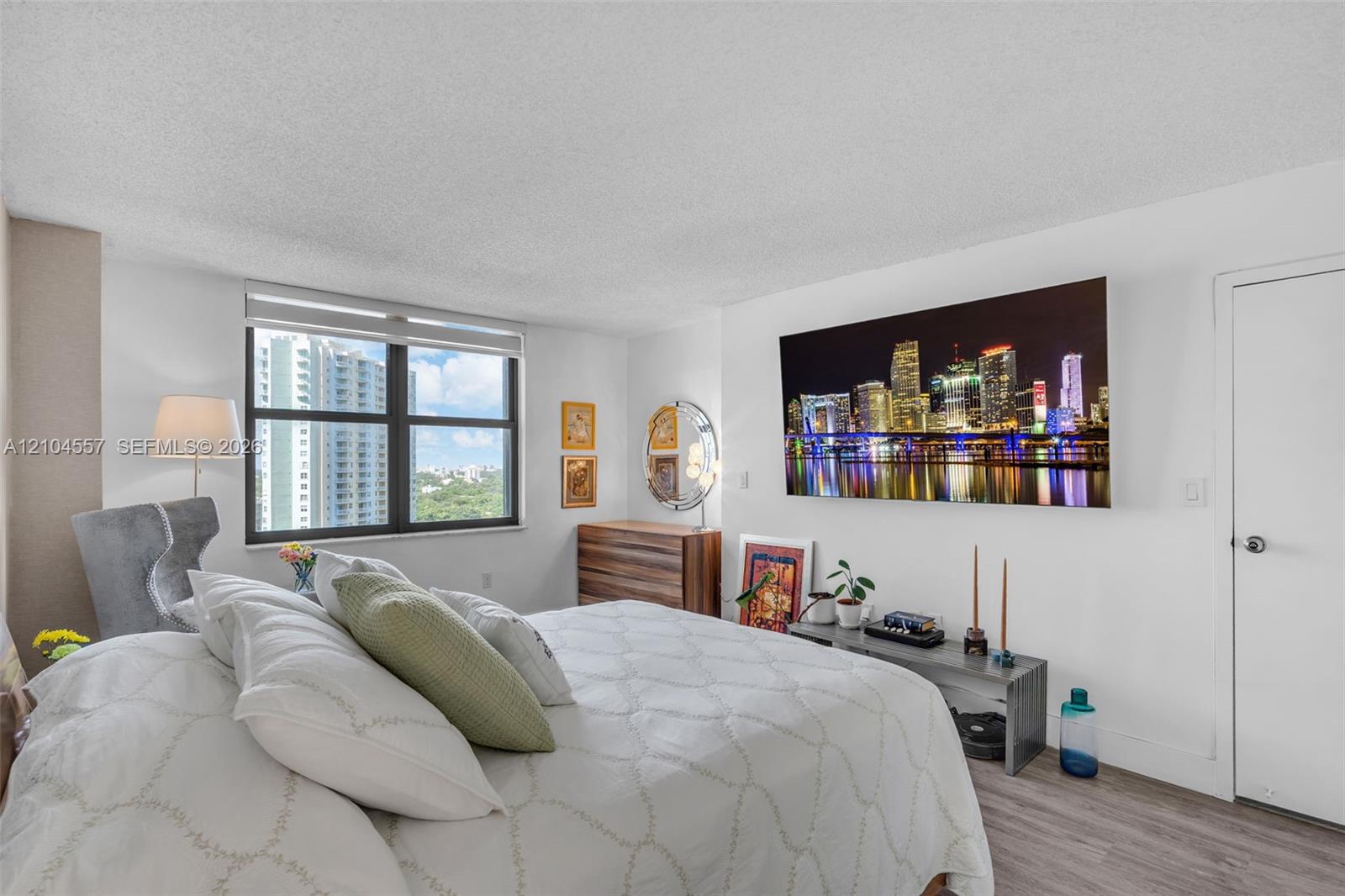 2333 Brickell Avenue 1808 Property Photo 16
