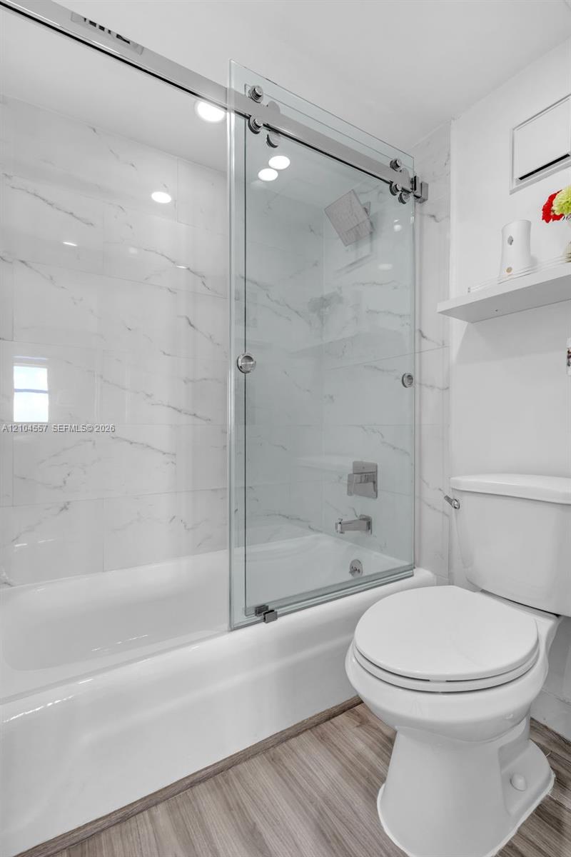 2333 Brickell Avenue 1808 Property Photo 18