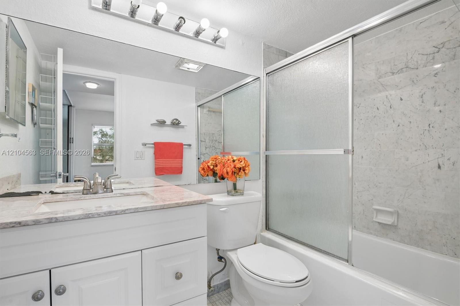 8911 S Hollybrook Boulevard 310 Property Photo 6