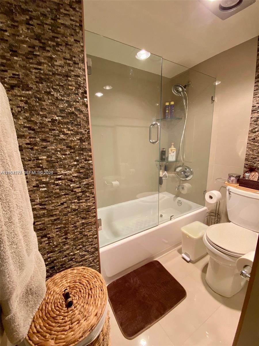 3701 N Country Club Drive 508 Property Photo 19