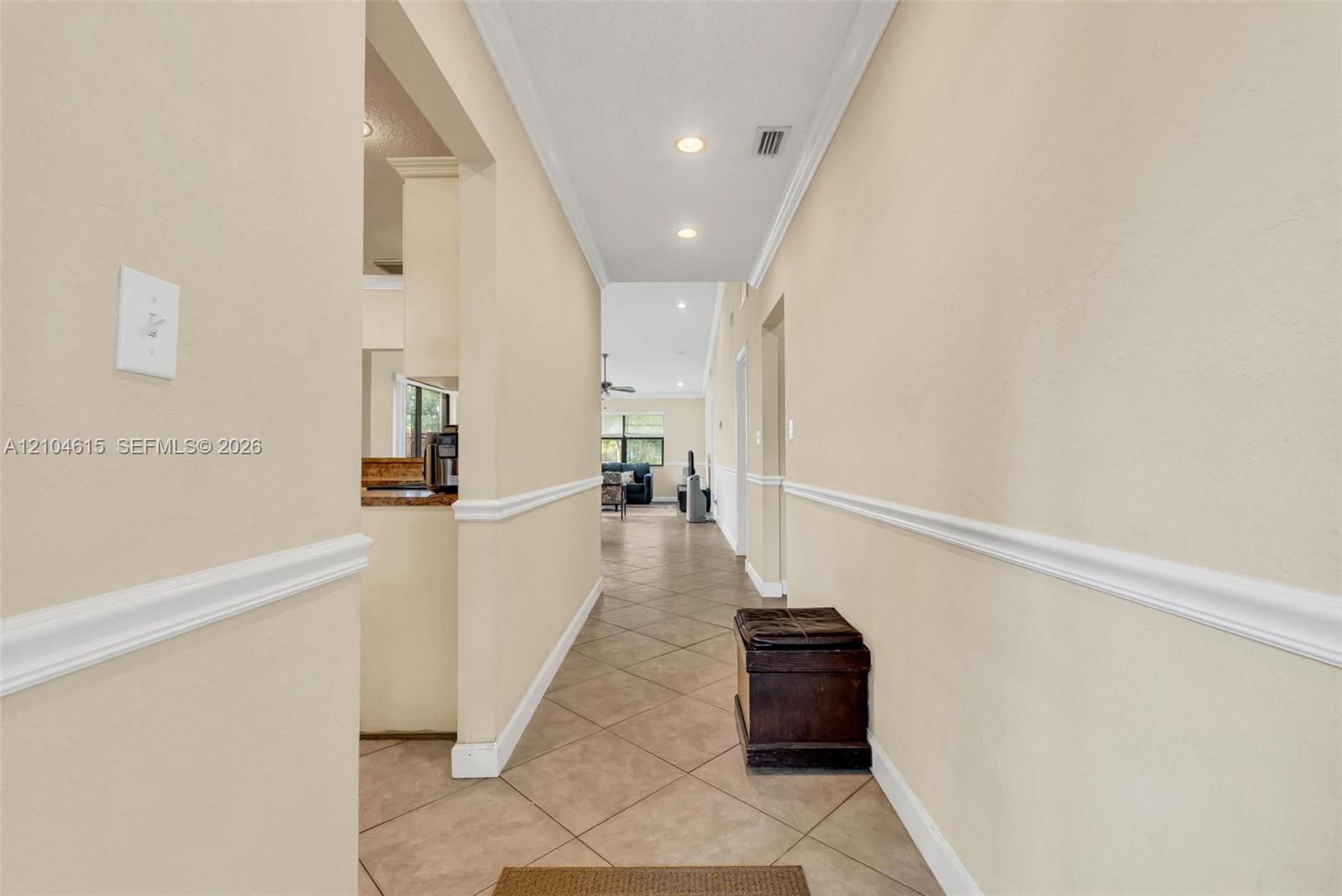 6633 N Parkway Drive 5-7 Property Photo 1
